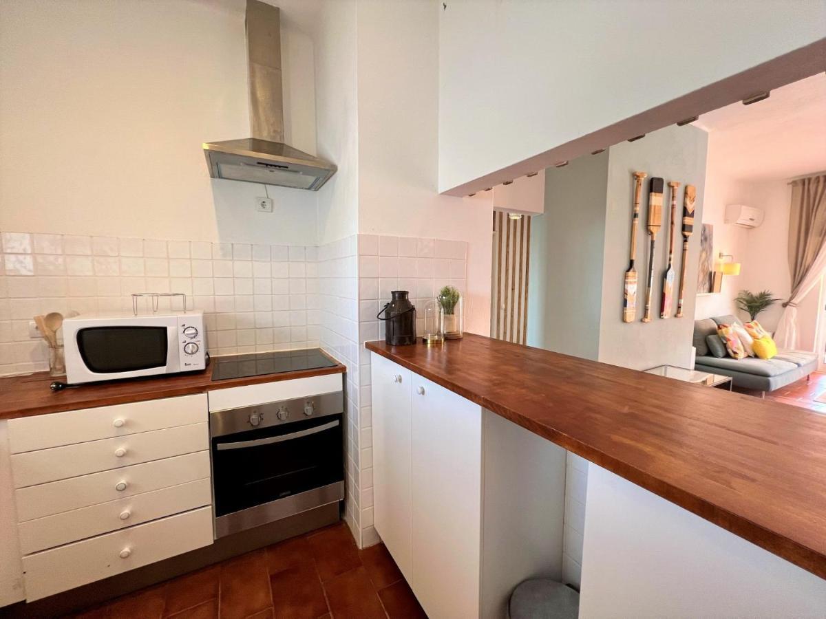 Armacao De Pera Twins 2 With Pool By Homing Apartman Kültér fotó