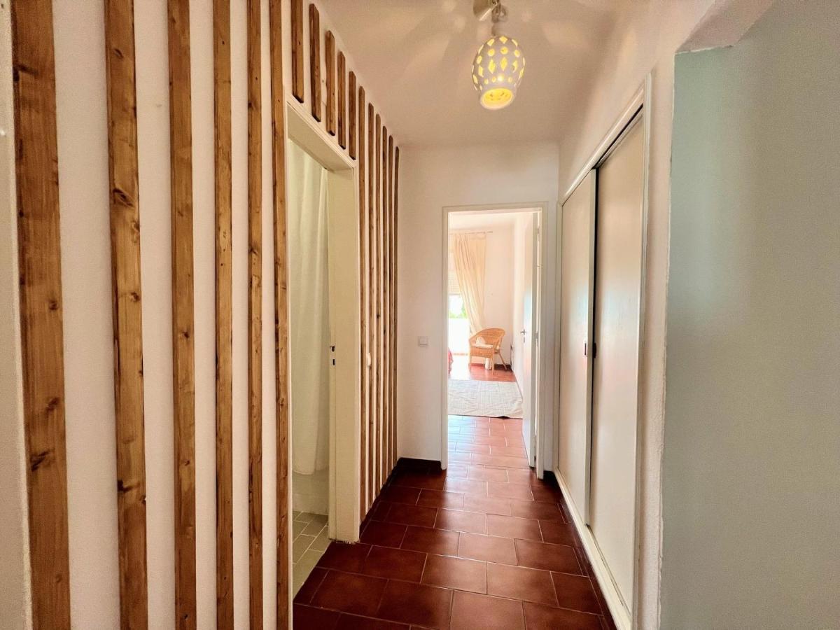 Armacao De Pera Twins 2 With Pool By Homing Apartman Kültér fotó