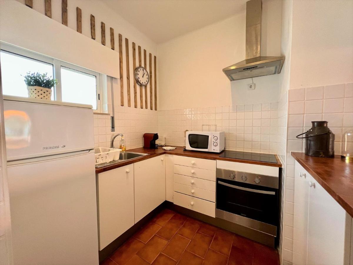 Armacao De Pera Twins 2 With Pool By Homing Apartman Kültér fotó