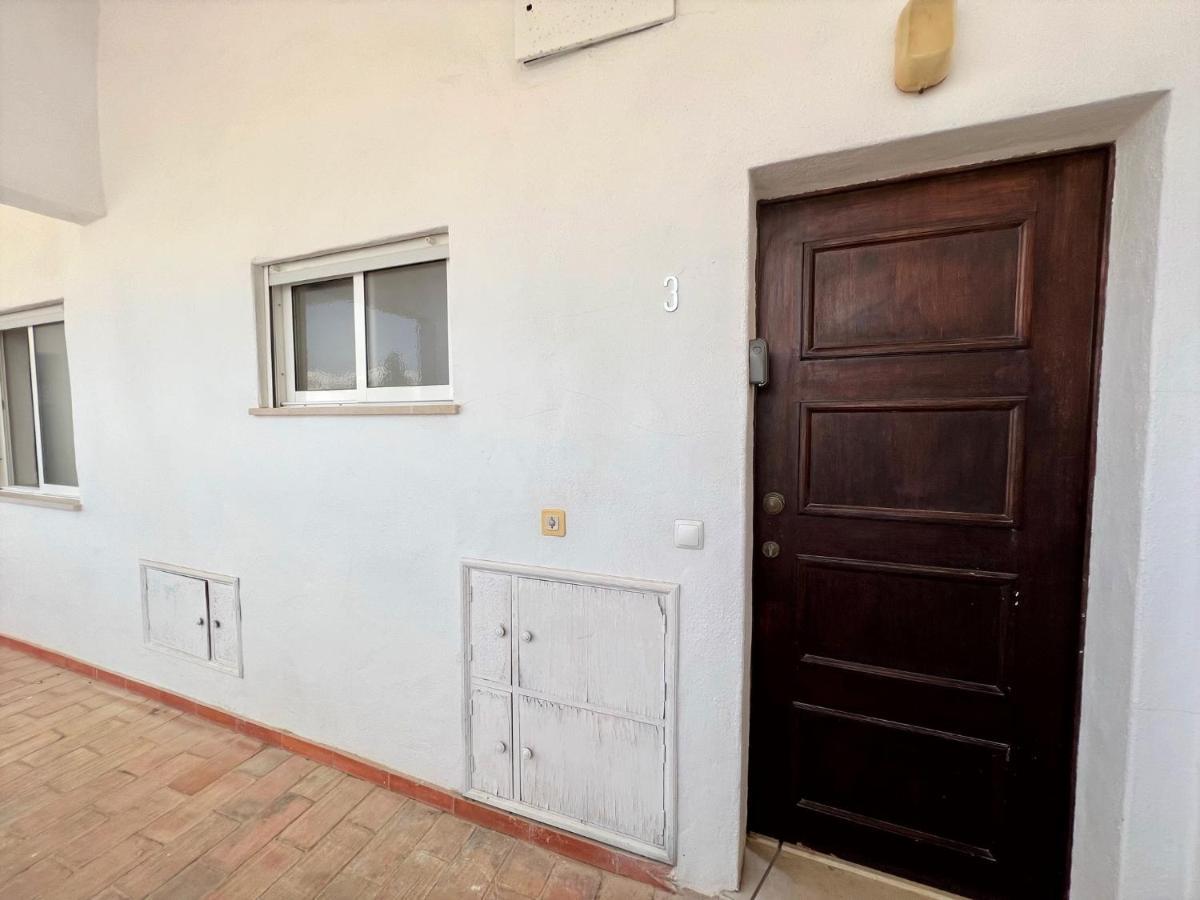 Armacao De Pera Twins 2 With Pool By Homing Apartman Kültér fotó
